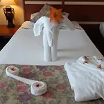 Timo Hotel *