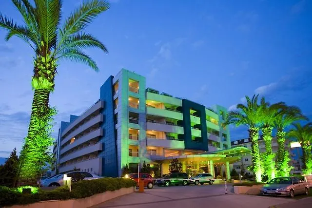 Timo فندق كوناكلي